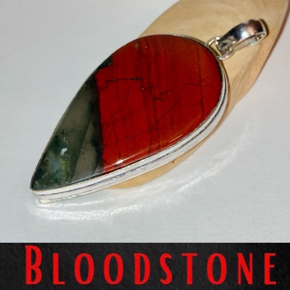 Divine Bloodstone Gemstone Chunky Handmade Pendant - Picture 1 of 5